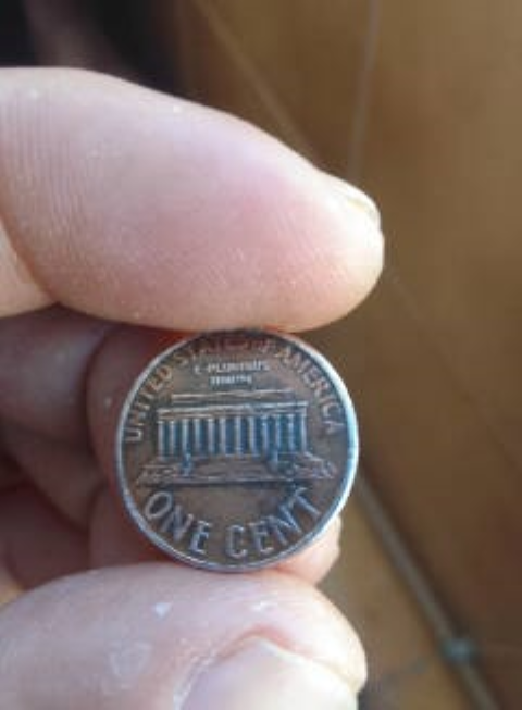 Vendo essa moeda one cent ano 1993 com o D em baixo do ano